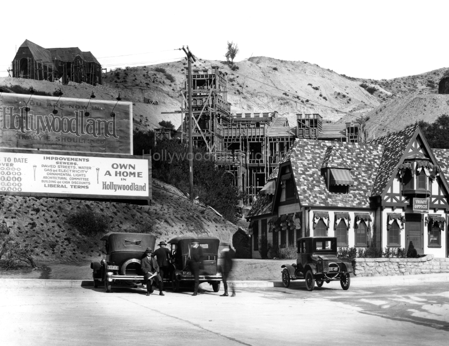 Hollywoodland Development 1923 WM.jpg